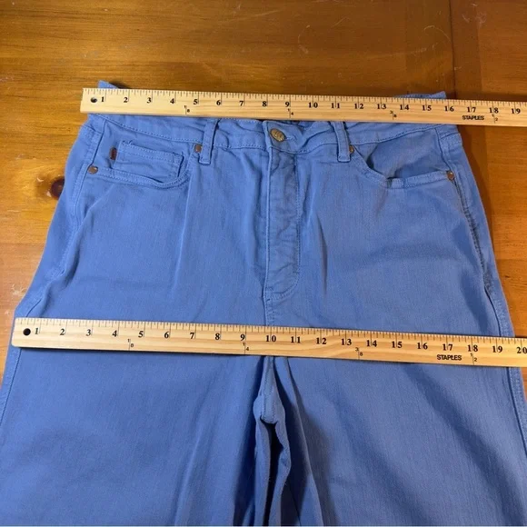 Judy Blue Cropped Wide Leg Jeans in Vibrant Blue - Picture 3 of 8